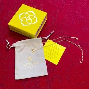 NWOT Annie Gold Infinity Pendant Necklace in White Crystal